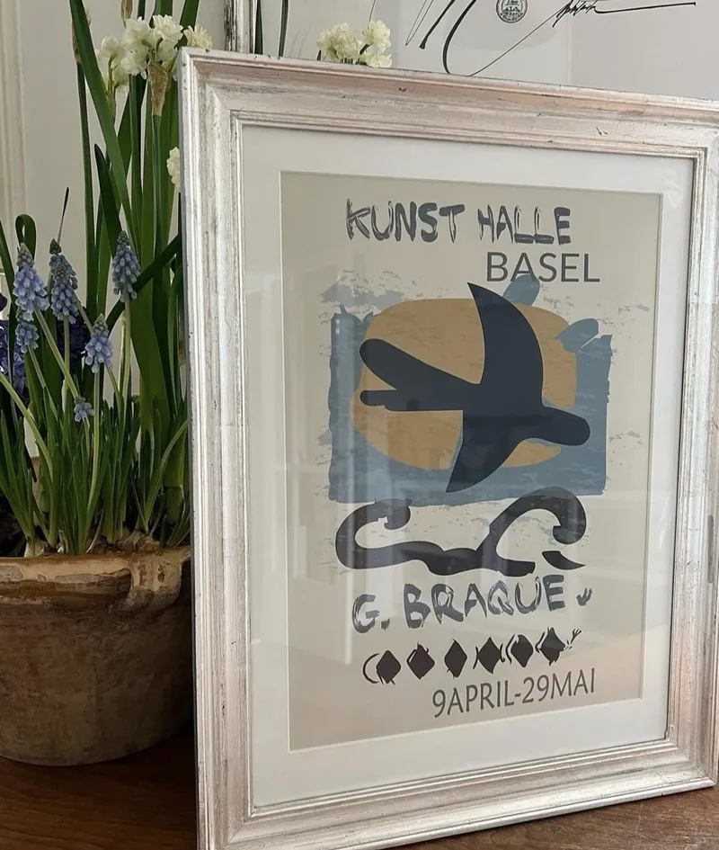 Braque-udstillingsplakat i sølvramme med perlehyacinter